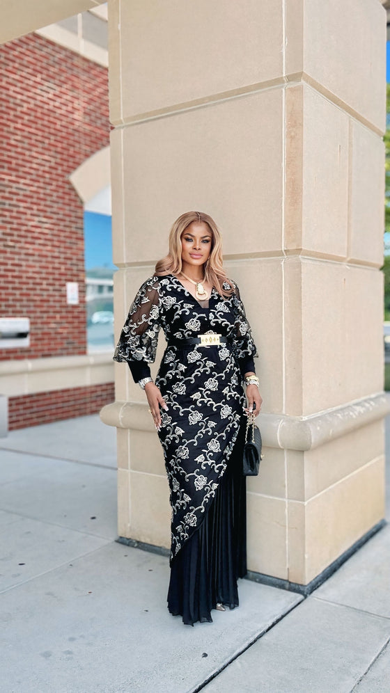 Black Lace Overlay & Pleated Maxi Dress 🖤✨