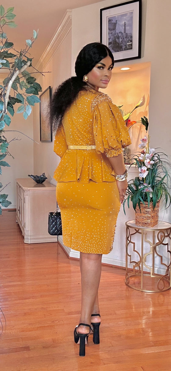 Beaded short sleeve midi dress(mustard)