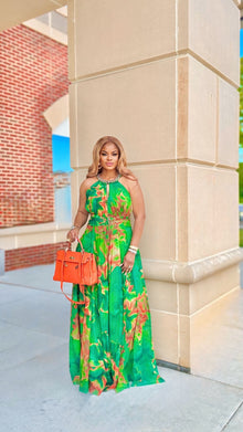 🌿 Green Beaded Halter Maxi Dress