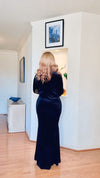 Majesty Rhinestone Velvet Gown(BLACK)