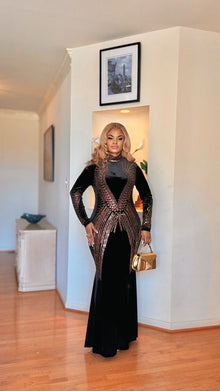  Majesty Rhinestone Velvet Gown(BLACK)