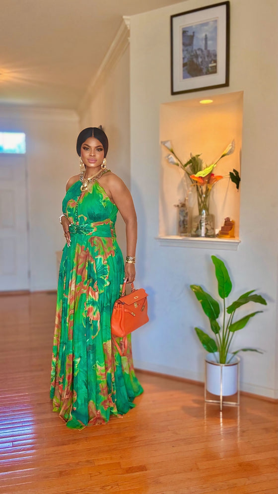 🌿 Green Beaded Halter Maxi Dress
