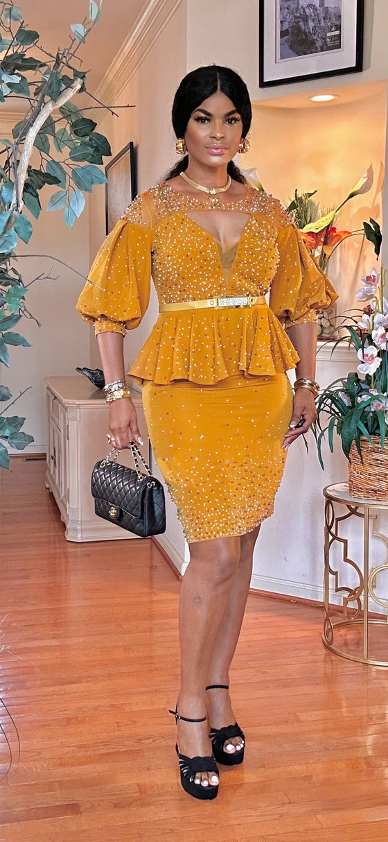 Beaded short sleeve midi dress(mustard)